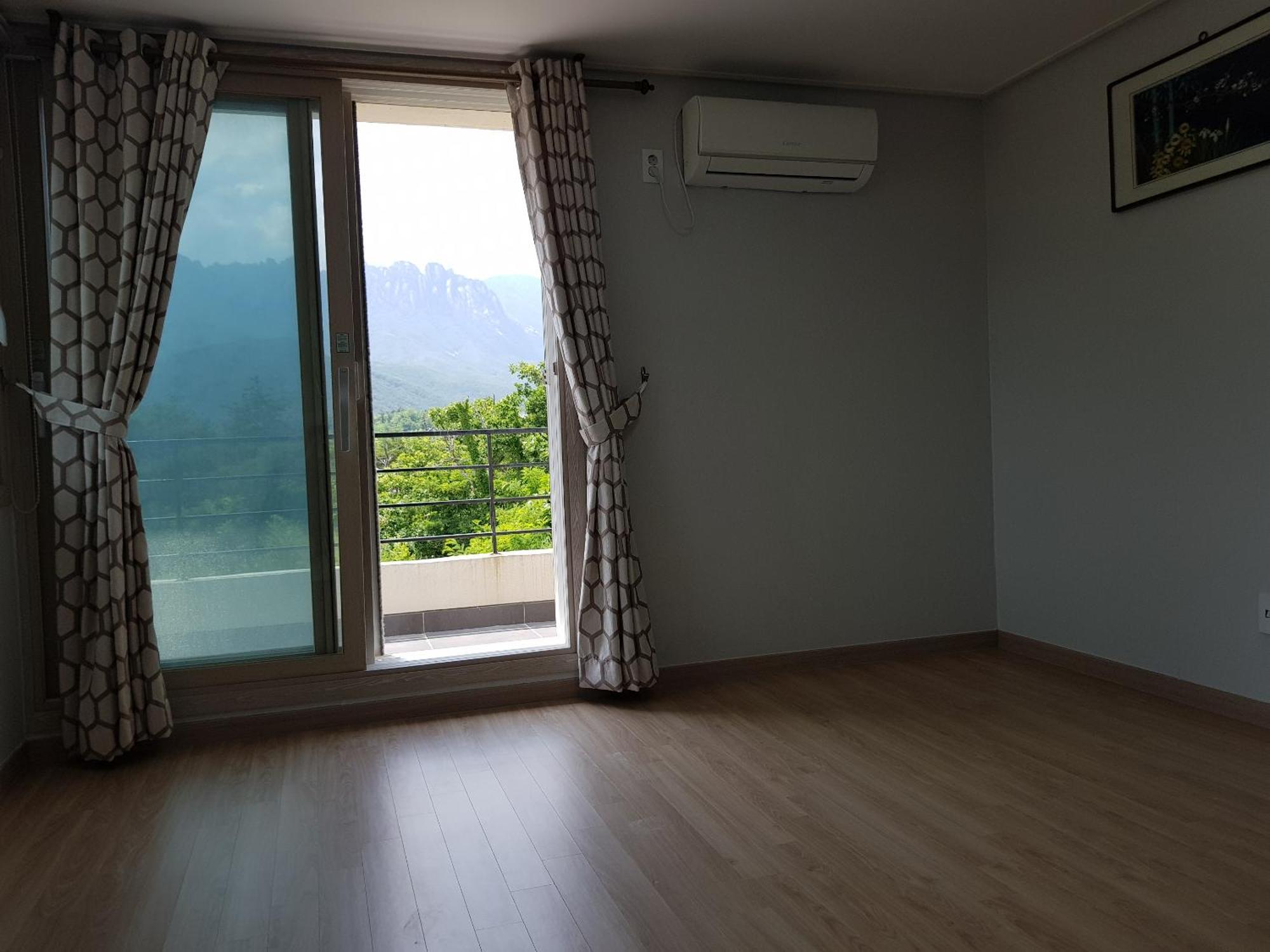 Gilson Guesthouse ซกโช ภายนอก รูปภาพ